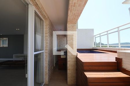 Varanda de apartamento para alugar com 4 quartos, 300m² em Parque Enseada, Guarujá
