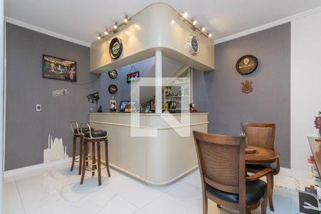 Sala de casa à venda com 3 quartos, 500m² em Vila Ré, São Paulo