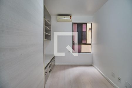 Quarto 1 de apartamento à venda com 3 quartos, 119m² em Maracanã, Rio de Janeiro