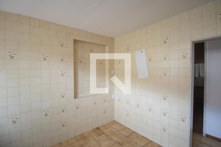 Cozinha de casa para alugar com 2 quartos, 76m² em Venda da Cruz, São Gonçalo