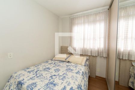 Quarto 1 de apartamento para alugar com 2 quartos, 49m² em Camargos, Belo Horizonte