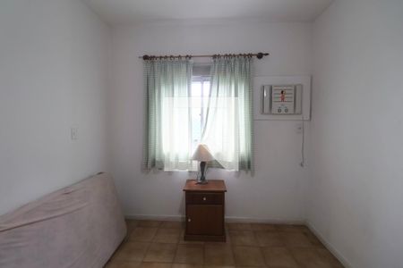 Quarto de apartamento para alugar com 2 quartos, 82m² em Jardim Tres Marias, Guarujá