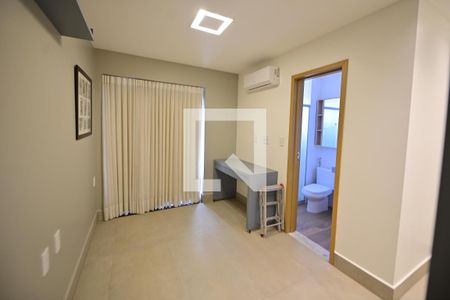 Suíte 1 de apartamento para alugar com 2 quartos, 75m² em Setor Bueno, Goiânia