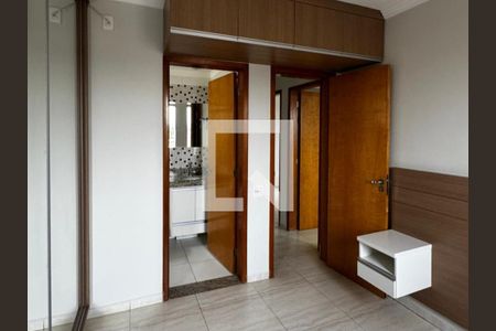 Suíte de apartamento para alugar com 3 quartos, 90m² em Osvaldo Rezende, Uberlândia