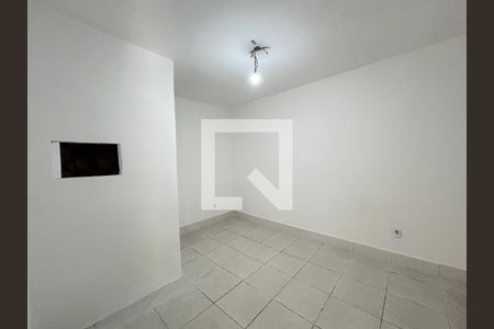 Quarto 2 de casa para alugar com 2 quartos, 75m² em Bento Ribeiro, Rio de Janeiro