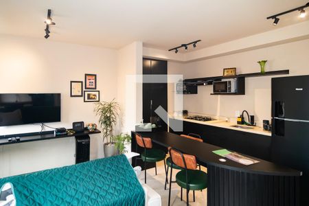 Sala/Cozinha de apartamento para alugar com 1 quarto, 49m² em Bela Vista, São Paulo