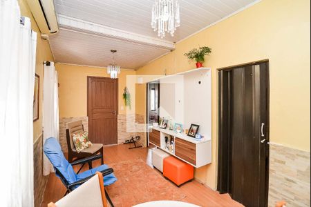 Sala de casa à venda com 3 quartos, 220m² em Jardim Itu, Porto Alegre