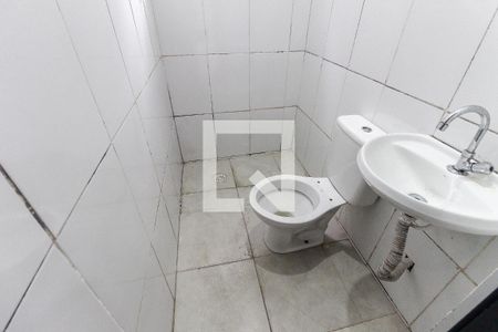 Banheiro de casa para alugar com 1 quarto, 42m² em Cidade Nova São Miguel, São Paulo