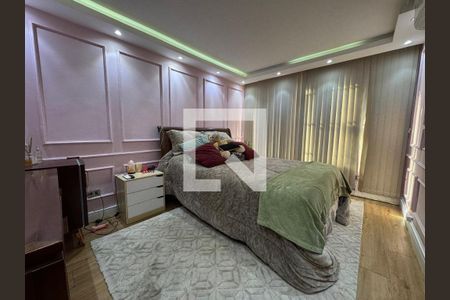 Casa à venda com 4 quartos, 236m² em Vila Guarani (Zona Sul), São Paulo