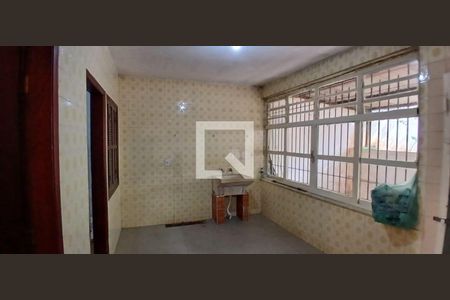 Casa à venda com 3 quartos, 326m² em Vila Sofia, São Paulo