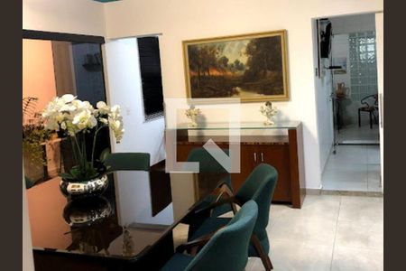 Casa à venda com 3 quartos, 375m² em Indianópolis, São Paulo