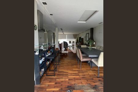 Casa à venda com 3 quartos, 380m² em Olímpico, São Caetano do Sul