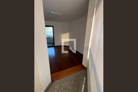 Apartamento à venda com 4 quartos, 210m² em Moema, São Paulo