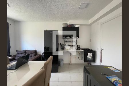 Sala/Cozinha de apartamento para alugar com 2 quartos, 32m² em Colônia (zona Leste), São Paulo