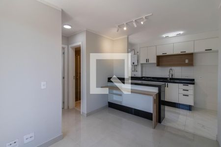 Sala de apartamento para alugar com 2 quartos, 42m² em Vila Galvão, Guarulhos