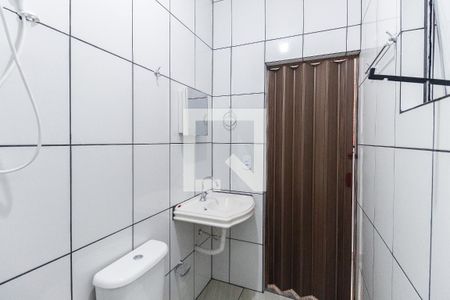 Banheiro de casa para alugar com 1 quarto, 100m² em Cidade Antônio Estêvão de Carvalho, São Paulo