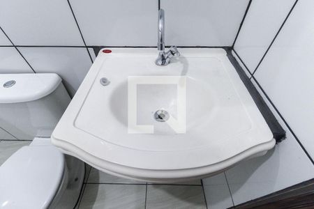 Banheiro de casa para alugar com 1 quarto, 100m² em Cidade Antônio Estêvão de Carvalho, São Paulo