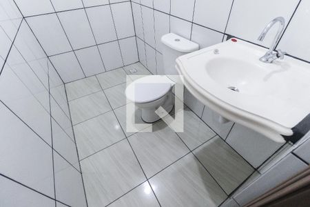 Banheiro de casa para alugar com 1 quarto, 100m² em Cidade Antônio Estêvão de Carvalho, São Paulo