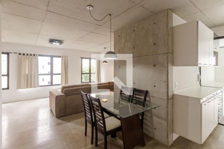 Sala de apartamento à venda com 1 quarto, 70m² em Vila Suzana, São Paulo