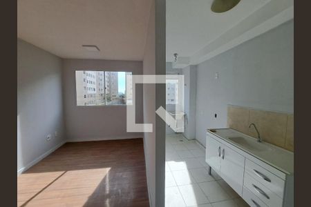 Sala/Cozinha de apartamento para alugar com 2 quartos, 42m² em Jardim do Lago, São Paulo