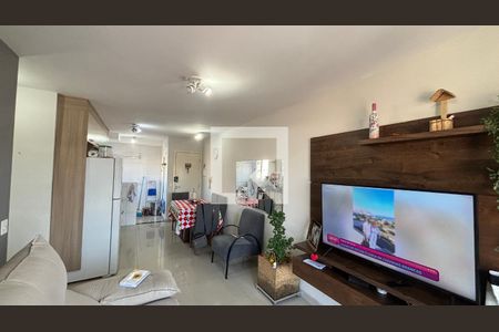 Sala de apartamento para alugar com 2 quartos, 57m² em Vila Homero Thon, Santo André