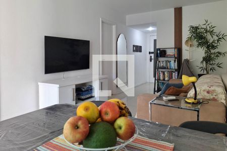 Sala de apartamento para alugar com 1 quarto, 55m² em Icaraí, Niterói