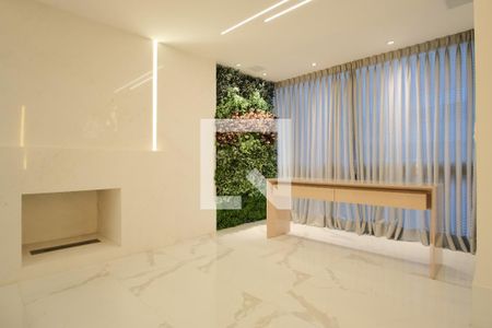 Sala de casa de condomínio à venda com 5 quartos, 356m² em Vila Carrão, São Paulo