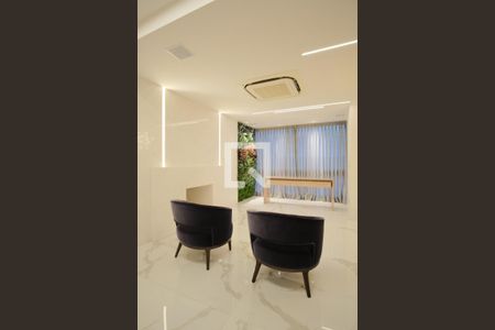 Sala de casa de condomínio à venda com 5 quartos, 356m² em Vila Carrão, São Paulo