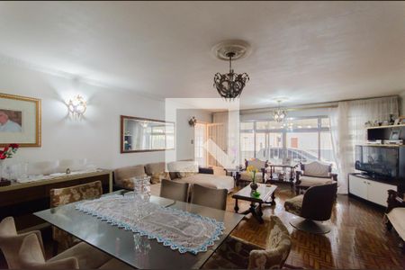 Sala de casa à venda com 4 quartos, 224m² em Vila Monumento, São Paulo