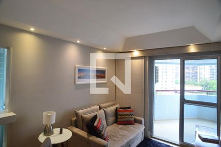 Sala de apartamento para alugar com 1 quarto, 60m² em Barra da Tijuca, Rio de Janeiro