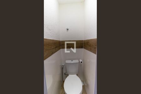 Lavabo de apartamento para alugar com 2 quartos, 90m² em Piratininga, Niterói
