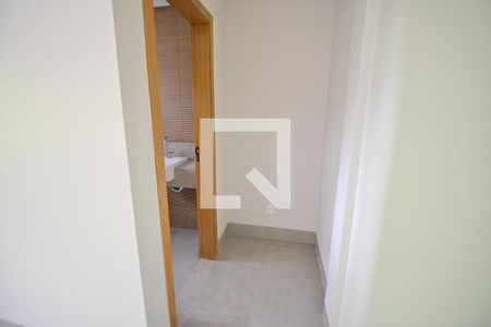 Corredor de casa de condomínio para alugar com 3 quartos, 153m² em Vila Rosa, Goiânia