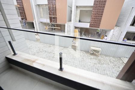 Varanda  de casa de condomínio para alugar com 3 quartos, 153m² em Vila Rosa, Goiânia
