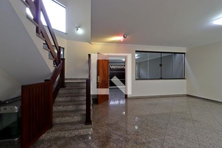 Sala de casa à venda com 4 quartos, 311m² em Vila Valparaíso, Santo André
