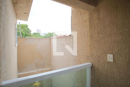 Varanda da Suíte 1 de casa para alugar com 2 quartos, 180m² em Guaiauna, São Paulo