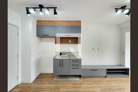Sala/Cozinha de apartamento para alugar com 1 quarto, 32m² em Indianópolis, São Paulo