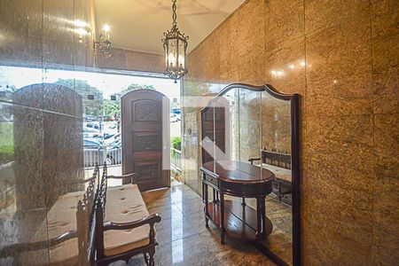 Hall de casa à venda com 4 quartos, 700m² em Jardim do Mar, São Bernardo do Campo