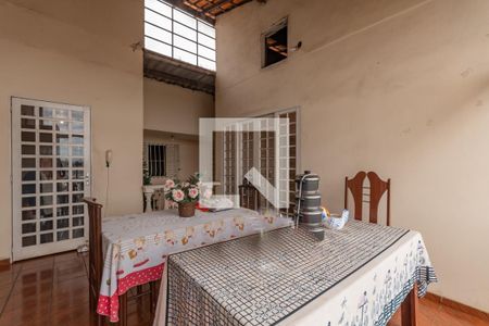 Área comum de casa à venda com 3 quartos, 360m² em Novo Glória, Belo Horizonte