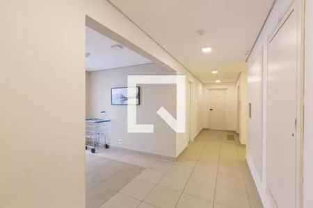 Hall de entrada de apartamento para alugar com 2 quartos, 32m² em Fazenda Aricanduva, São Paulo