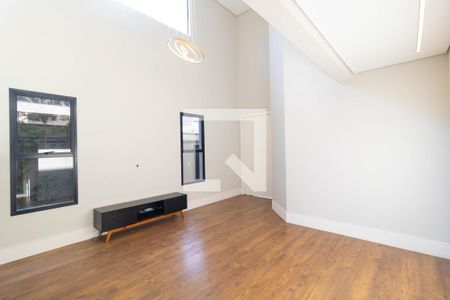 Salas de casa de condomínio para alugar com 4 quartos, 280m² em Swiss Park, Campinas