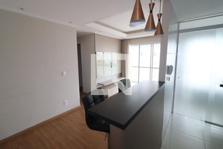 Sala de apartamento à venda com 2 quartos, 61m² em Km 18, Osasco