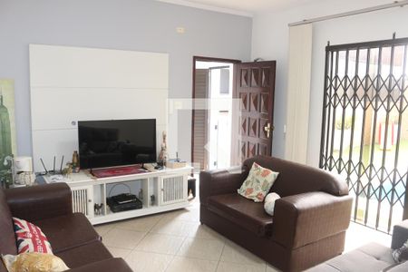 Sala de TV de casa para alugar com 3 quartos, 279m² em Oswaldo Cruz, São Caetano do Sul