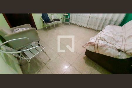 Sala de casa à venda com 6 quartos, 350m² em Pestana, Osasco