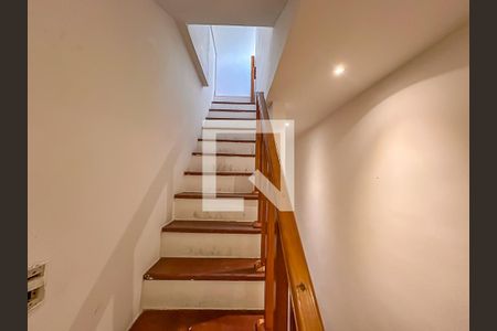 Escada de casa para alugar com 3 quartos, 810m² em Botafogo, Rio de Janeiro