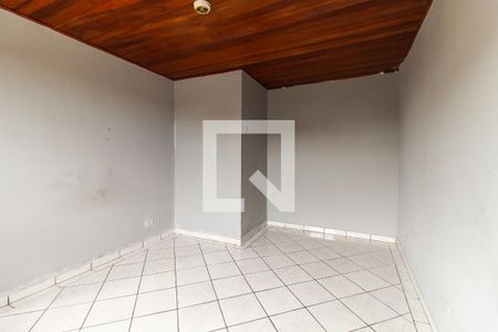 Quarto  de casa para alugar com 1 quarto, 40m² em Vila Carmosina, São Paulo