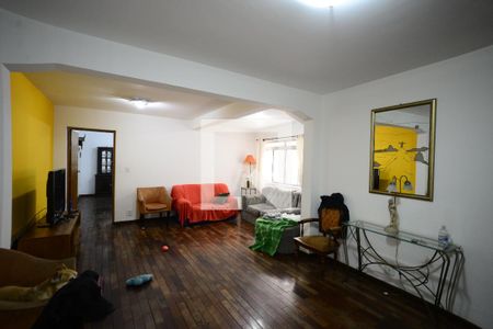 Sala de casa para alugar com 3 quartos, 248m² em Vila Monumento, São Paulo