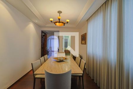 Sala de apartamento à venda com 4 quartos, 280m² em Lourdes, Belo Horizonte