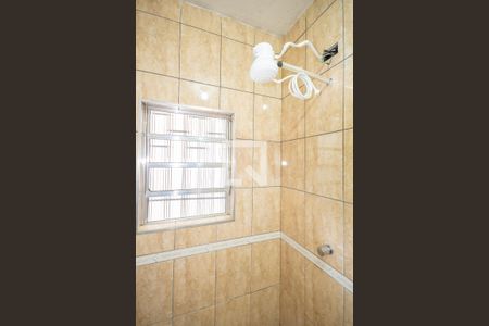 Banheiro de casa para alugar com 1 quarto, 69m² em Santa Maria, Osasco