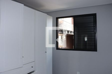 Quarto 1 de apartamento para alugar com 2 quartos, 49m² em Jardim Pioneira, Cotia
