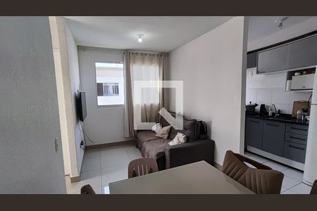 Sala de apartamento à venda com 2 quartos, 48m² em Gardênia Azul, Rio de Janeiro